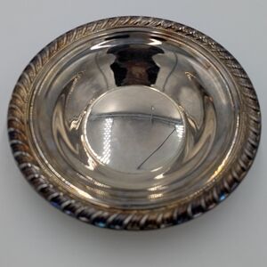 Vintage Silver Plated Rope Rim Bowl Handcrafted Finest Quality Decorative 6.5 In